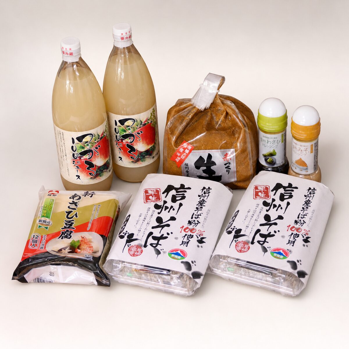 住岡屋さんの複数配置の商品写真／補正後